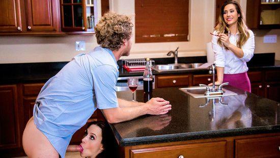 Муж сестры увидел телочку в нижнем белье и трахнул ее прямо на кухне