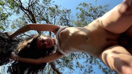 Помогите Даше кончить