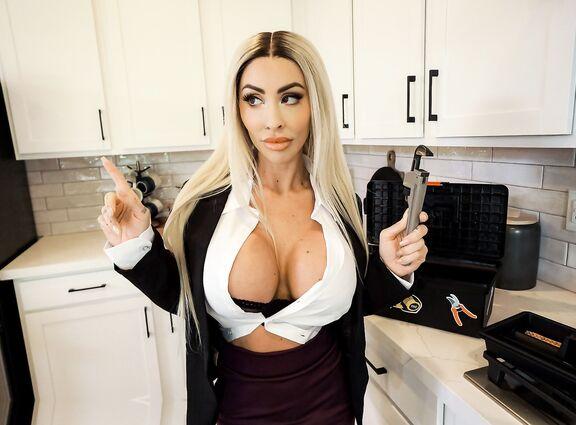 А как быть с забитой киской?