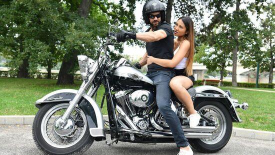 Мы правда едем трахаться?