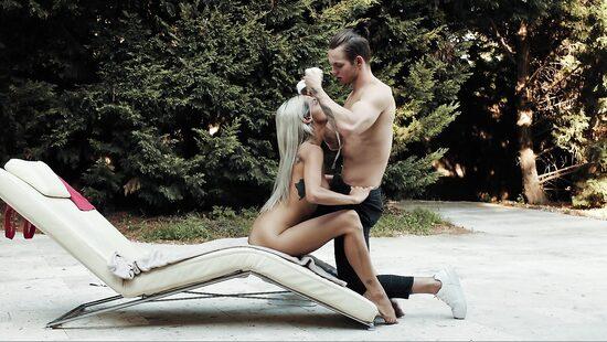 Личных границ больше не существует