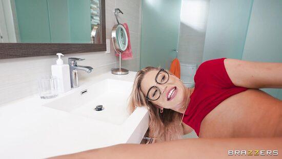 Тут стоит не выбор, а член и лишние соски