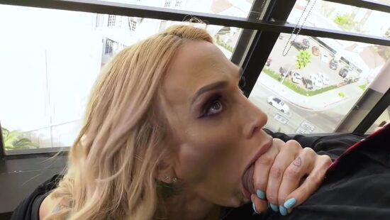 Кофе-брейк с разрывом глотки