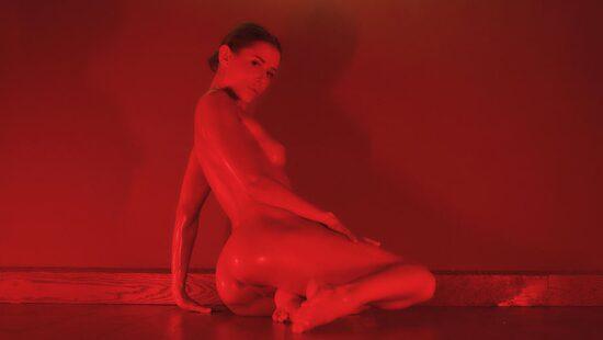 Один оттенок возбуждения