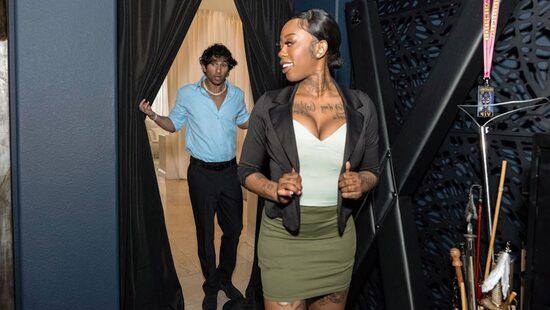 В секретной комнате риэлтора