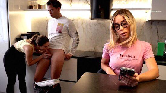 Мамочка не совсем дура, чтобы не заметить