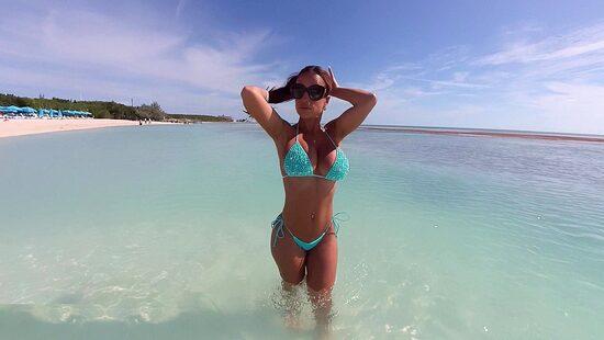 Пляж, где рождаются оргазмы