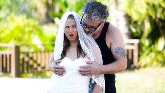 Жених... А невеста трахалась с тестем?